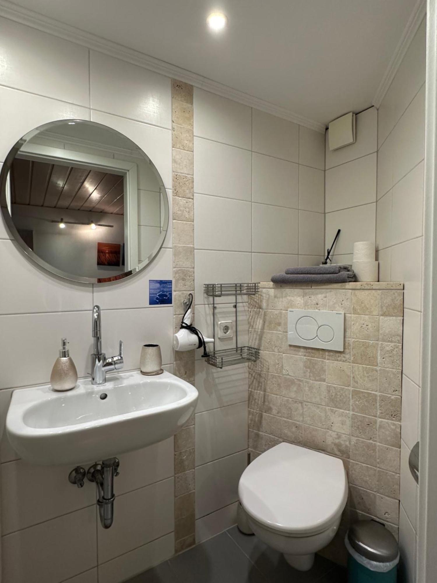 Pension Schramm Карлсруэ Экстерьер фото