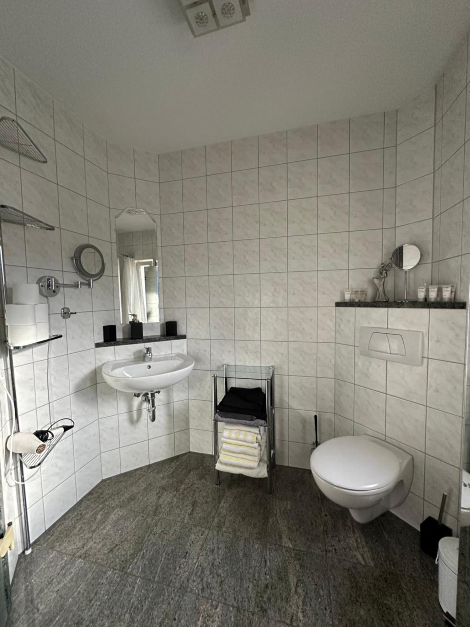 Pension Schramm Карлсруэ Экстерьер фото