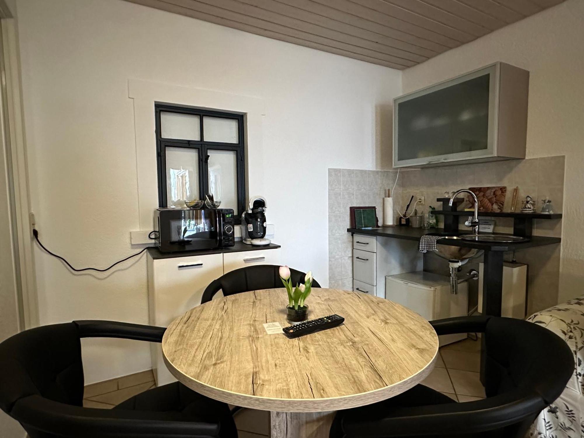 Pension Schramm Карлсруэ Экстерьер фото